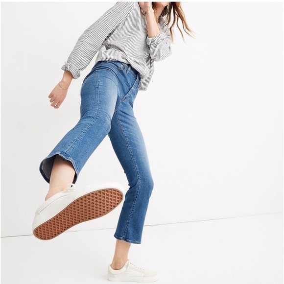 Madewell Cali Demi Boot Jeans. Like New! - Picture 4 of 15